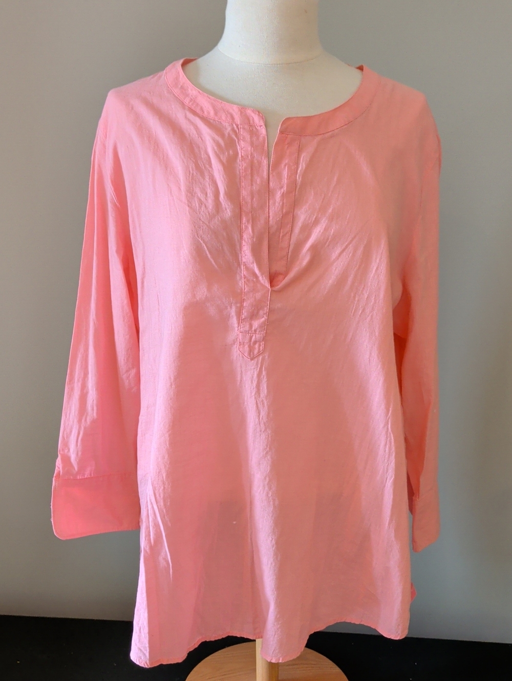 Vineyard Vines Coral Peach Long-Sleeve Tunic. Size Large 100% Cotton